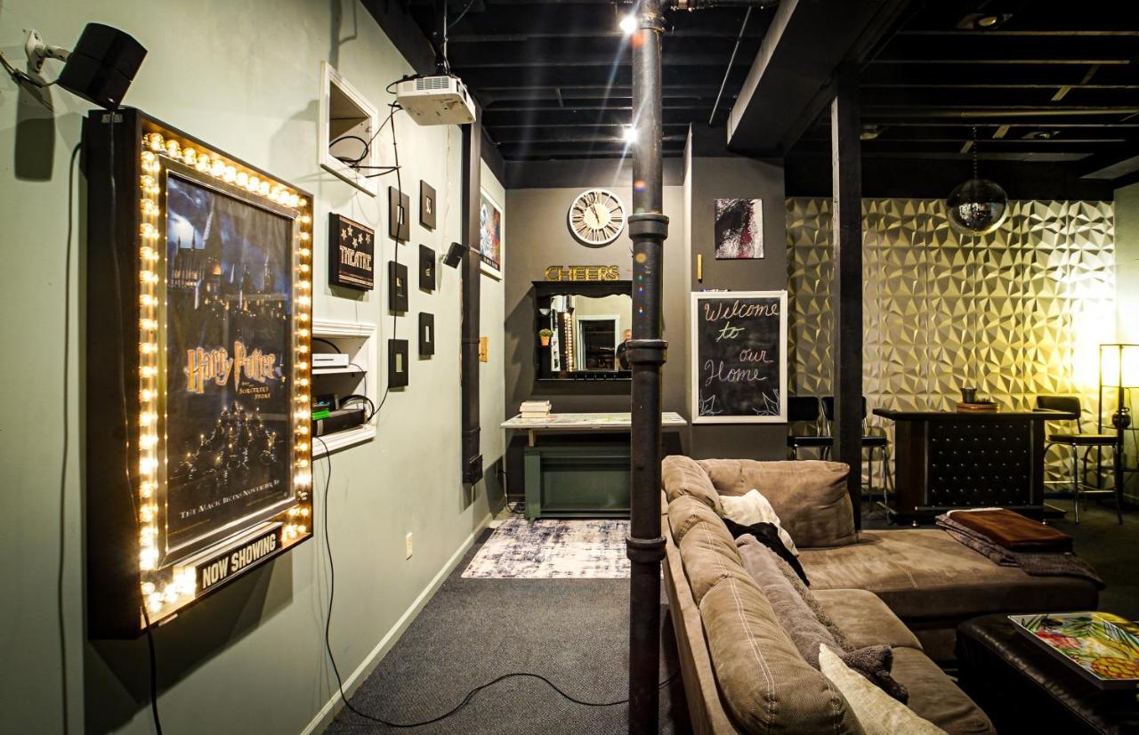 160Inch Home Movie Theater- Great For Movie Night! Omaha Dış mekan fotoğraf